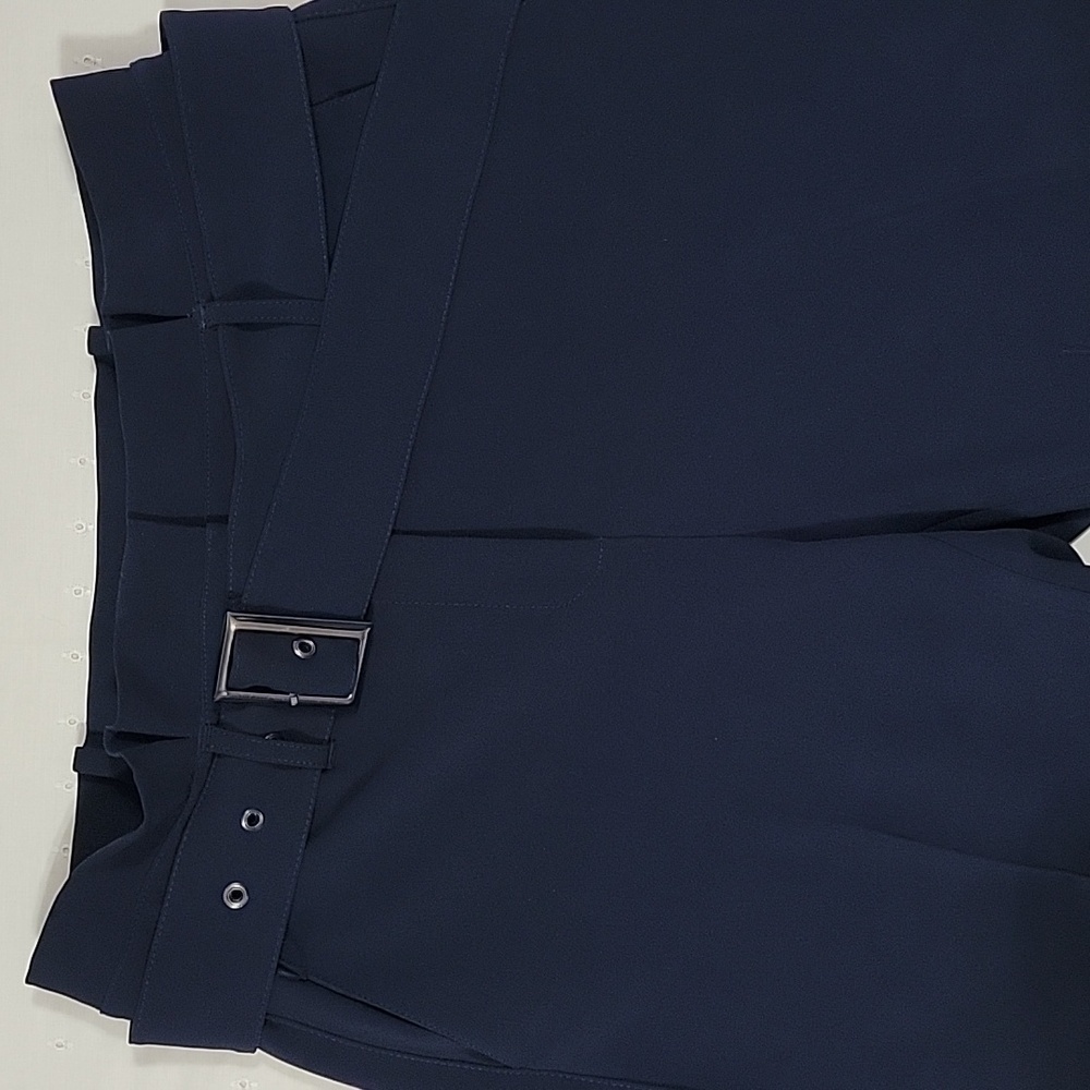White House Black Market Tapered Ankle Pants Navy Blue Belted Size 6P - Picture 4 of 10